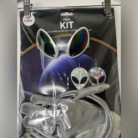 🛸👽Alien Halloween Instant Kit 🛸👽 - Picture 3 of 7